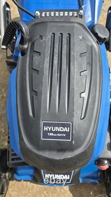 Hyundai 17 Electric-Start Lawnmower Self-Propelled Roller 43cm Cut 139cc Petrol