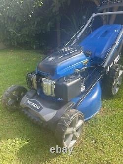 Hyundai 20 Self Propelled Petrol Lawn Mower Electric Start