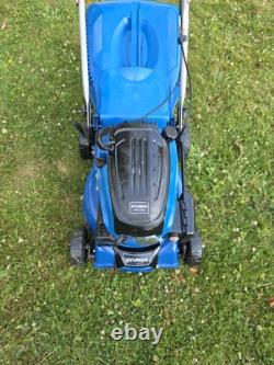 Hyundai HYM430SP 139cc 4-Stroke Self Propelled Petrol Lawn Mower
