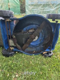 Hyundai HYM430SP 139cc 4-Stroke Self Propelled Petrol Lawn Mower