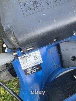 Hyundai HYM430SP 139cc 4-Stroke Self Propelled Petrol Lawn Mower