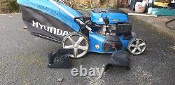 Hyundai HYM460SP 46cm Cut Self Propelled Petrol Lawnmower