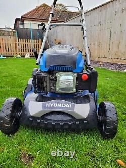 Hyundai HYM460SPE 139cc Self Propelled Petrol Lawnmower