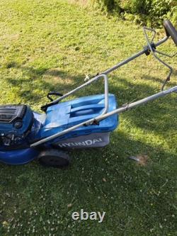 Hyundai HYM510SP self-propelled petrol lawnmower