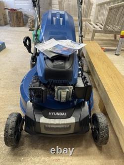 Hyundai HYM530SPER 21 Inch Self Propelled Electric Start Roller Lawn Mower