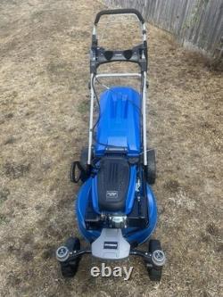 Hyundai Petrol 196cc self-propelled electric start lawn mower barely used