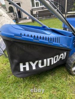 Hyundai Petrol Lawnmower Self Propelled Excellent Condition 2 Years Old