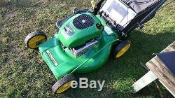 John Deere JM36'MowMentum' 22 Self Propelled Petrol Lawnmower