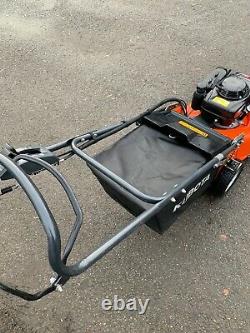 Kubota W821-PRO 4 Wheel Autodrive BBC Petrol Lawnmower with Grass Bag 2018