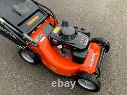 Kubota W821-PRO 4 Wheel Autodrive BBC Petrol Lawnmower with Grass Bag 2018