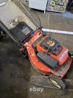 Kubota petrol Loan Mower With Rolker