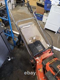 Kubota petrol Loan Mower With Rolker