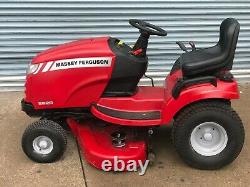 MASSEY FERGUSON 2620H RIDE ON MOWER TRACTOR HYDROSTATIC TWIN CYL 20HP 46in CUT