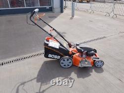 MINT IN BOX Honda Boss Self Propelled Lawnmower with BIG 55cm cut MINT IN BOX