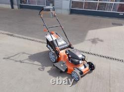 MINT IN BOX Honda Boss Self Propelled Lawnmower with BIG 55cm cut MINT IN BOX