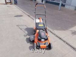 MINT IN BOX Honda Boss Self Propelled Lawnmower with BIG 55cm cut MINT IN BOX