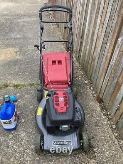 Mountfield SP536 ES Petrol Self Propelled Lawnmower Working