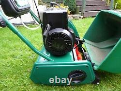 QUALCAST CLASSIC 35s CYLINDER PETROL LAWNMOWER SELF PROPELLED & GRASS BOX