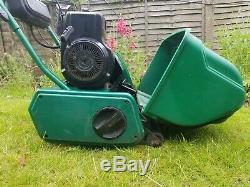 Qualcast Classic 35s 2001 Self Propelled Petrol Lawn Mower with Grass Box