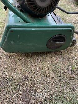 Qualcast Classic 35s Cylinder Mower. Self Propelled