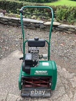 Qualcast Classic 35s Petrol Self-Propelled Lawnmower