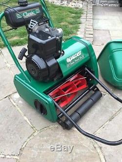 Qualcast Classic 35s Self Propelled Petrol Cylinder Mower