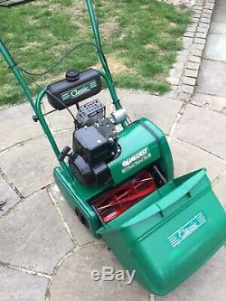 Qualcast Classic 35s Self Propelled Petrol Cylinder Mower