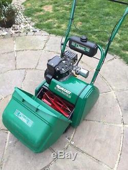 Qualcast Classic 35s Self Propelled Petrol Cylinder Mower