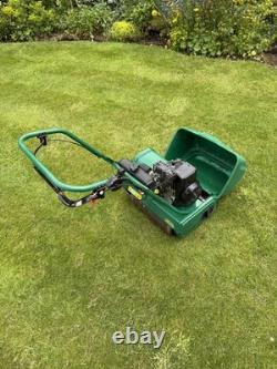 Qualcast Classic Suffolk Punch 17s 43s Self propelled petrol cylinder mower