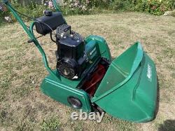 Qualcast Classic Suffolk Punch 17s 43s Self propelled petrol cylinder mower