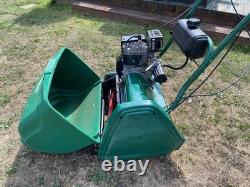 Qualcast Classic Suffolk Punch 17s 43s Self propelled petrol cylinder mower