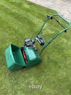 Qualcast Classic Suffolk Punch 17s 43s Self propelled petrol cylinder mower