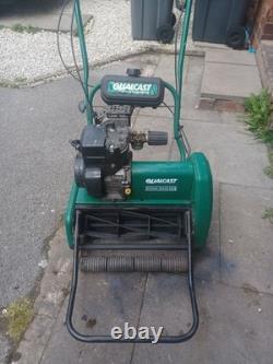Qualcast Classic Suffolk Punch 43s Self propelled petrol cylinder mower