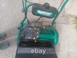 Qualcast Classic Suffolk Punch 43s Self propelled petrol cylinder mower