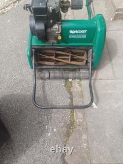 Qualcast Classic Suffolk Punch 43s Self propelled petrol cylinder mower