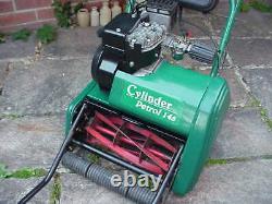 Qualcast Suffolk Classic 35s (14) 35cm Self Propelled Cylinder Petrol Lawnmower