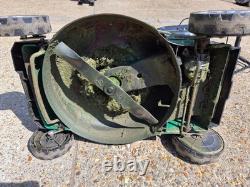 Qualcast XSZ46D-SD 46cm Self Propelled Petrol Lawn Mower Briggs Stratton