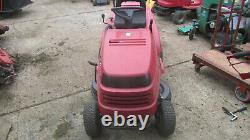 Reduced to clear Honda V-Twin 2114 Ride on Mower 14Hp amazing Honda engine