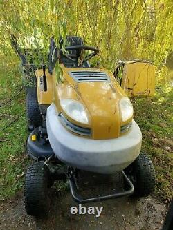 Ride on lawn mower tractor