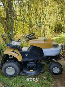 Ride on lawn mower tractor