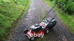 Rover Pro Cut 560 Self Propelled Mower 6HP Briggs and Stratton Engine 22 Cut