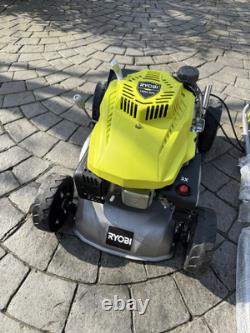 Ryobi RLM4114 41cm Self Propelled Petrol Lawn Mower