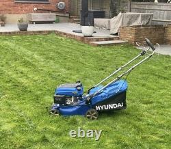 Seller Hyundai 17/43cm 139cc Self-Propelled Petrol Lawnmower HYM430SP