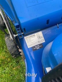 Seller Hyundai 17/43cm 139cc Self-Propelled Petrol Lawnmower HYM430SP