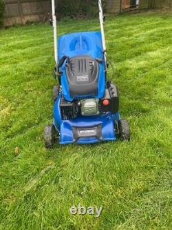 Seller Hyundai 17/43cm 139cc Self-Propelled Petrol Lawnmower HYM430SP