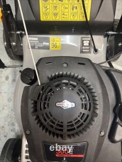 Titan TTLMP300SP40 41cm 125cc Self-Propelled Rotary Petrol Lawn Mower