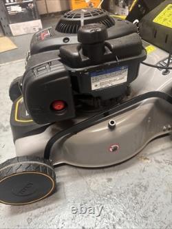 Titan TTLMP300SP40 41cm 125cc Self-Propelled Rotary Petrol Lawn Mower