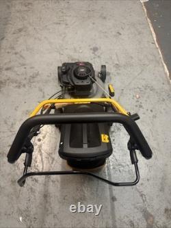 Titan TTLMP300SP40 41cm 125cc Self-Propelled Rotary Petrol Lawn Mower