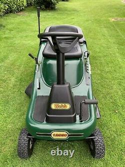 Webb 76CM (30) Ride On Lawn Mower with collector