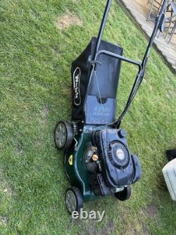 Webb WER410SP Classic 41cm Self-Propelled Petrol Lawn Mower